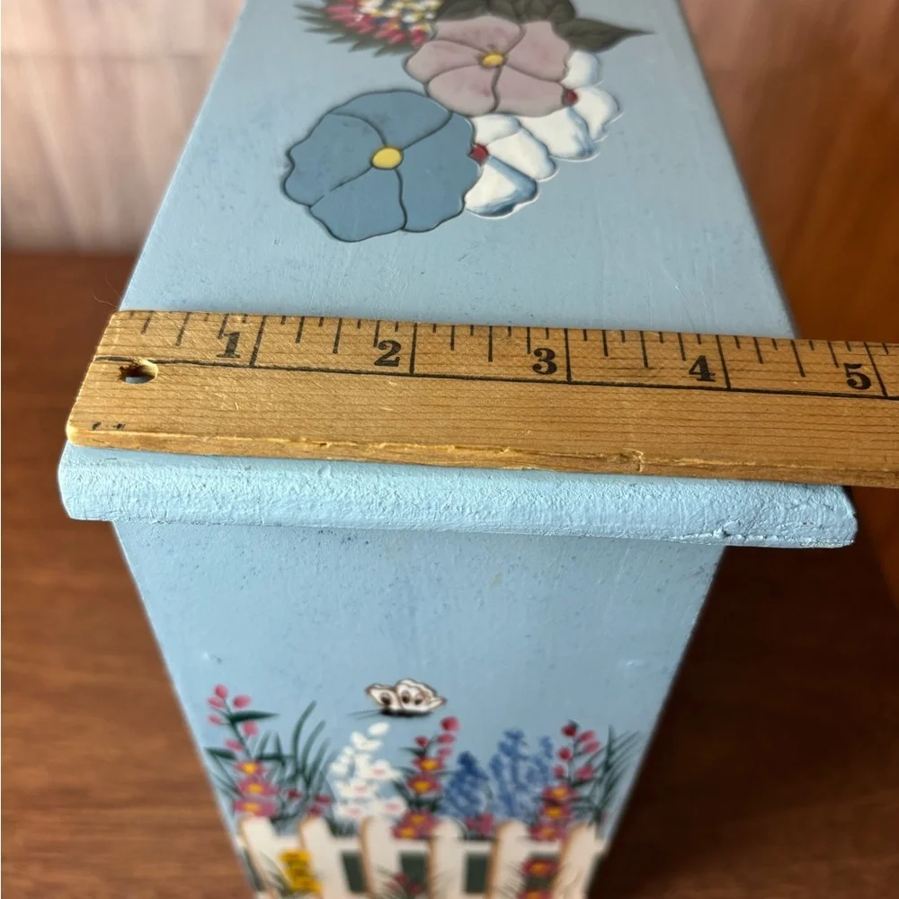 Vintage Gorgeous Hand-Painted Floral Garden Jewelry Chest - Blue